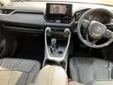 ＲＡＶ４ ４ＷＤ　Ｘ　保証書／社外　ＳＤナビ／衝突安全装置／車線逸脱防止支援システム／ヘッドランプ　ＬＥＤ／Ｂｌｕｅｔｏｏｔｈ接続／ＥＴＣ／ＥＢＤ付ＡＢＳ／横滑り防止装置／バックモニター／フルセグＴＶ／ＤＶＤ　バックカメラ（4枚目）