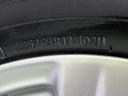WECARSの展示場では実際に見て、触ってお車をお選びいただけます!知識の豊富な営業スタッフが様々なカーライフをご提案いたします!