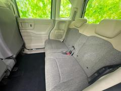 ＷＥＣＡＲＳでは各商談席に大型モニターをご用意しております！見やすい大画面でゆったりと全国の在庫をご覧いただけます！是非ご来店お待ちしております！ 7