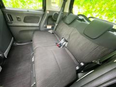 ＷＥＣＡＲＳでは各商談席に大型モニターをご用意しております！見やすい大画面でゆったりと全国の在庫をご覧いただけます！是非ご来店お待ちしております！ 7