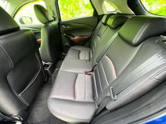 ＷＥＣＡＲＳでは各商談席に大型モニターをご用意しております！見やすい大画面でゆったりと全国の在庫をご覧いただけます！是非ご来店お待ちしております！ 7