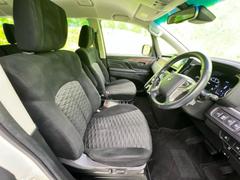 「この車の写真をもっと見たい」「状態が気になる」「この装備はついている？」どんな小さな疑問でもお気軽にお問い合わせください！ 4