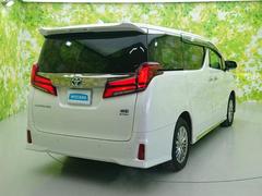 �����Ź�ޤ�Ÿ�����Ƥ���ΤǤɤ��Ǥ⤪���󤻤���ǽ�Ǥ������μ֤����ˤʤ뤱�ɱ��������顦�����������ɬ�פϤ���ޤ��󡪢�����Φ����ɬ�פǤ��� 3