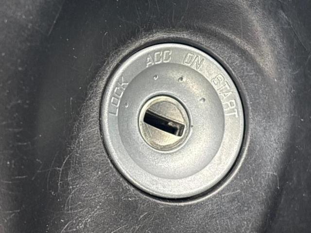 アルト L 新品タイヤ/保証書/シートヒーター 運転席/EBD付ABS/横滑り防止装置/アイドリングストップ/エアバッグ 運転席/エアバッグ 助手席/パワーウインドウ/キーレスエントリー/パワーステアリング(32枚目)