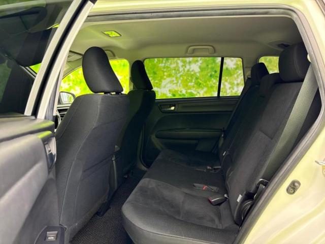 カローラフィールダー ハイブリッドＧエアロツアラー　純正　ＳＤナビ／衝突安全装置／車線逸脱防止支援システム／ヘッドランプ　ＬＥＤ／Ｂｌｕｅｔｏｏｔｈ接続／ＥＴＣ／横滑り防止装置／アイドリングストップ／フルセグＴＶ／ＤＶＤ／禁煙車　衝突被害軽減システム（7枚目）