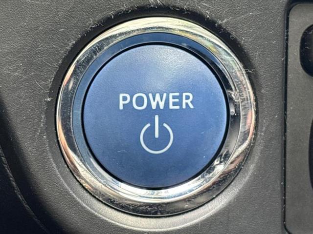 カローラフィールダー ハイブリッドＧエアロツアラー　純正　ＳＤナビ／衝突安全装置／車線逸脱防止支援システム／ヘッドランプ　ＬＥＤ／Ｂｌｕｅｔｏｏｔｈ接続／ＥＴＣ／横滑り防止装置／アイドリングストップ／フルセグＴＶ／ＤＶＤ／禁煙車　衝突被害軽減システム（14枚目）