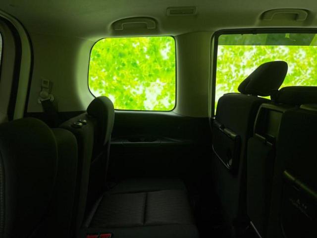 セレナ ハイウェイスターVセレクション 新品タイヤ/純正 9インチ メモリーナビ/インテリジェントルームミラー/衝突安全装置/両側電動スライドドア/アラウンドビューモニター/車線逸脱防止支援システム/プロパイロット/ヘッドランプ LED(6枚目)