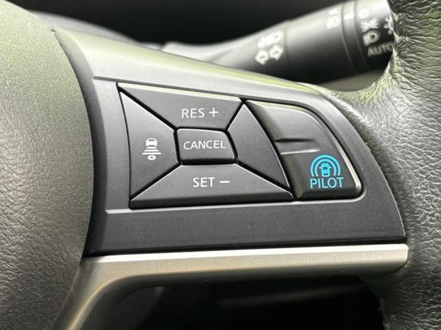 セレナ ハイウェイスターVセレクション 新品タイヤ/純正 9インチ メモリーナビ/インテリジェントルームミラー/衝突安全装置/両側電動スライドドア/アラウンドビューモニター/車線逸脱防止支援システム/プロパイロット/ヘッドランプ LED(18枚目)