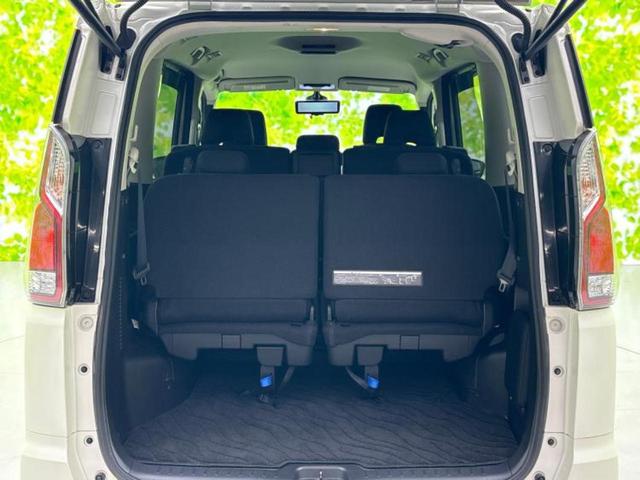 セレナ ハイウェイスターVセレクション 新品タイヤ/純正 9インチ メモリーナビ/インテリジェントルームミラー/衝突安全装置/両側電動スライドドア/アラウンドビューモニター/車線逸脱防止支援システム/プロパイロット/ヘッドランプ LED(20枚目)