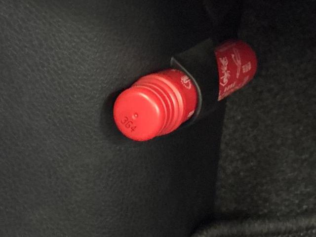 ヴォクシー ＺＳキラメキ２　新品タイヤ／衝突安全装置／両側電動スライドドア／車線逸脱防止支援システム／ヘッドランプ　ＬＥＤ／ＥＢＤ付ＡＢＳ／横滑り防止装置／アイドリングストップ／エアバッグ　運転席／エアバッグ　助手席（35枚目）