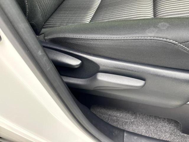 ヴォクシー ＺＳキラメキ２　新品タイヤ／衝突安全装置／両側電動スライドドア／車線逸脱防止支援システム／ヘッドランプ　ＬＥＤ／ＥＢＤ付ＡＢＳ／横滑り防止装置／アイドリングストップ／エアバッグ　運転席／エアバッグ　助手席（38枚目）