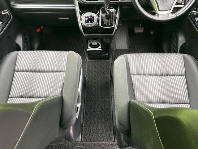 ヴォクシー ＺＳキラメキ２　新品タイヤ／衝突安全装置／両側電動スライドドア／車線逸脱防止支援システム／ヘッドランプ　ＬＥＤ／ＥＢＤ付ＡＢＳ／横滑り防止装置／アイドリングストップ／エアバッグ　運転席／エアバッグ　助手席（40枚目）