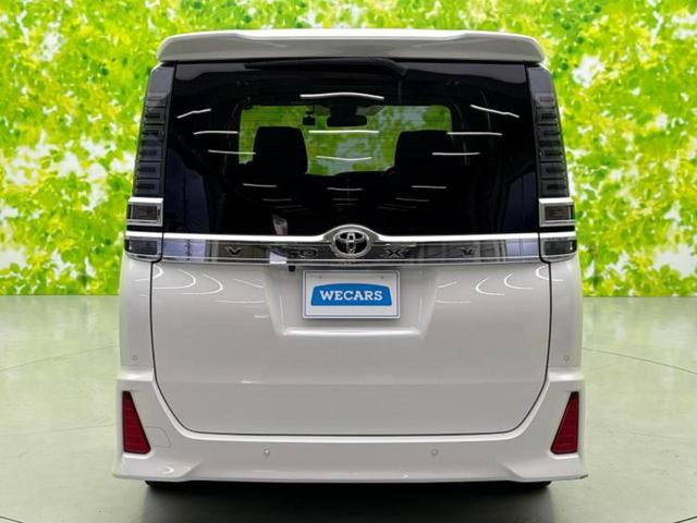 ヴォクシー ＺＳキラメキ２　新品タイヤ／衝突安全装置／両側電動スライドドア／車線逸脱防止支援システム／ヘッドランプ　ＬＥＤ／ＥＢＤ付ＡＢＳ／横滑り防止装置／アイドリングストップ／エアバッグ　運転席／エアバッグ　助手席（50枚目）