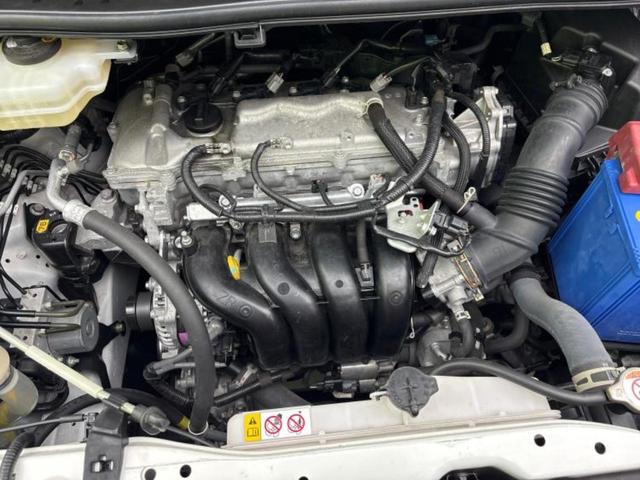 ヴォクシー ＺＳキラメキ２　新品タイヤ／衝突安全装置／両側電動スライドドア／車線逸脱防止支援システム／ヘッドランプ　ＬＥＤ／ＥＢＤ付ＡＢＳ／横滑り防止装置／アイドリングストップ／エアバッグ　運転席／エアバッグ　助手席（54枚目）