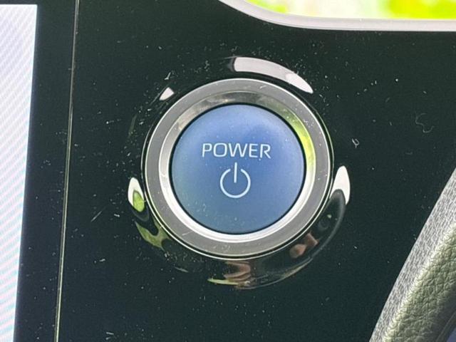 ヴォクシー ハイブリッドＳ－Ｚ　新品タイヤ／ディスプレイオーディオ＋ナビ１０インチ／デジタルインナーミラー／衝突安全装置／両側電動スライドドア／シートヒーター／パノラミックビューモニター／車線逸脱防止支援システム　全周囲カメラ（15枚目）