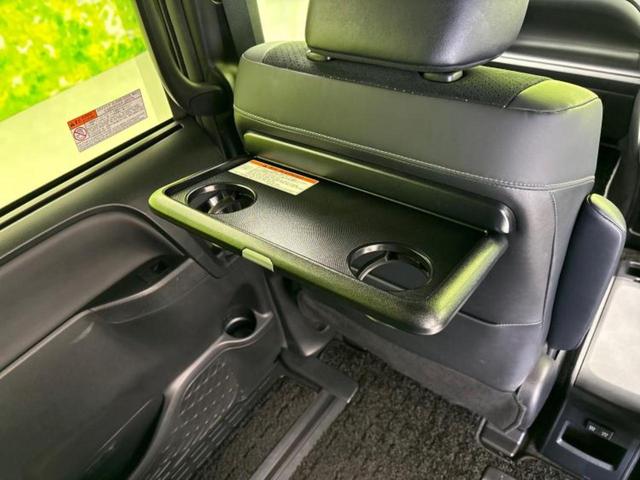 ヴォクシー ハイブリッドＺＳキラメキ３　保証書／純正　９インチ　ＳＤナビ／衝突安全装置／両側電動スライドドア／シートヒーター　前席／車線逸脱防止支援システム／シート　ハーフレザー／パーキングアシスト　バックガイド　衝突被害軽減システム（44枚目）