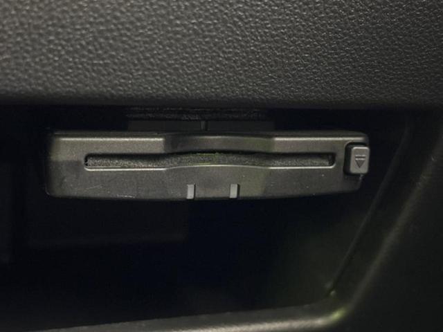 タント カスタムＸ　ＳＡ　新品タイヤ／保証書／純正　８インチ　ＳＤナビ／衝突安全装置／電動スライドドア／ヘッドランプ　ＬＥＤ／ＥＴＣ／ＥＢＤ付ＡＢＳ／横滑り防止装置／アイドリングストップ／フルセグＴＶ／エアバッグ　運転席（16枚目）