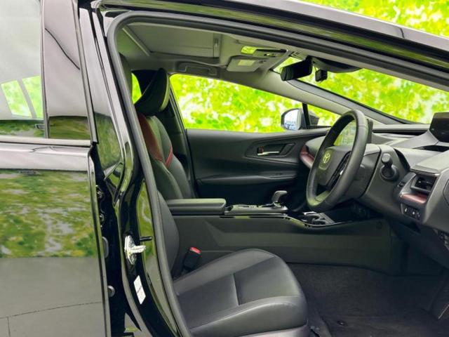 プリウス Ｚ　サンルーフ／保証書／純正　１１インチ　ＳＤナビ／衝突安全装置／シートヒーター／全方位モニター／車線逸脱防止支援システム／シート　合皮／パーキングアシスト　バックガイド　衝突被害軽減システム　禁煙車（4枚目）