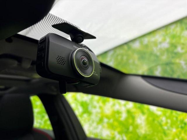 プリウス Ｚ　サンルーフ／保証書／純正　１１インチ　ＳＤナビ／衝突安全装置／シートヒーター／全方位モニター／車線逸脱防止支援システム／シート　合皮／パーキングアシスト　バックガイド　衝突被害軽減システム　禁煙車（27枚目）