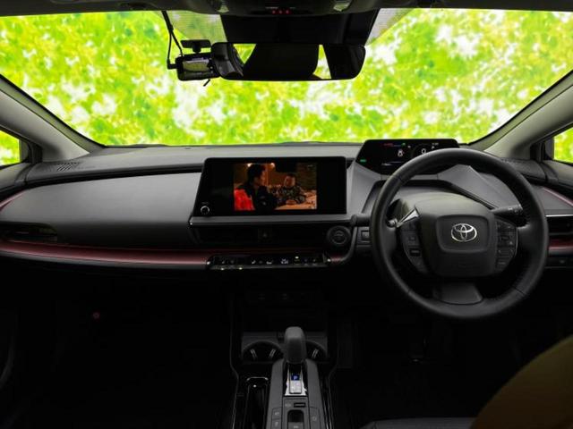 プリウス Ｚ　サンルーフ／保証書／純正　１１インチ　ＳＤナビ／衝突安全装置／シートヒーター／全方位モニター／車線逸脱防止支援システム／シート　合皮／パーキングアシスト　バックガイド　衝突被害軽減システム　禁煙車（37枚目）