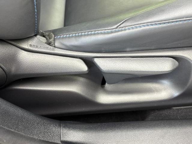 プリウス Sツーリングセレクション 新品タイヤ/モデリスタエアロ/保証書/純正 9インチ SDナビ/トヨタセーフティセンス/シートヒーター 前席/車線逸脱防止支援システム/シート 合皮/ヘッドランプ LED/Bluetooth接続(36枚目)