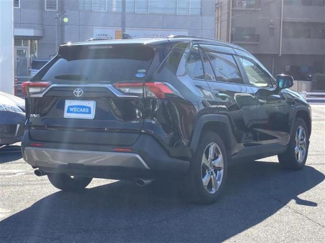 ＲＡＶ４ ４ＷＤ　Ｇ　新品タイヤ／保証書／純正　ＳＤナビ／衝突安全装置／シートヒーター　前席／車線逸脱防止支援システム／電動バックドア／ヘッドランプ　ＬＥＤ／Ｂｌｕｅｔｏｏｔｈ接続／ＨＤＭＩ接続／ＥＴＣ／バックモニター（3枚目）