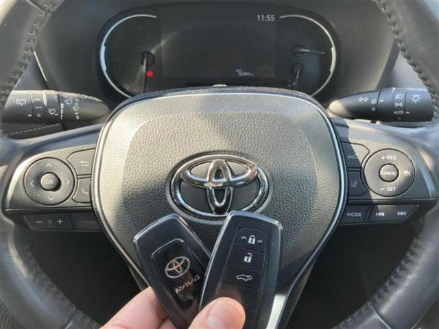 ＲＡＶ４ ４ＷＤ　Ｇ　新品タイヤ／保証書／純正　ＳＤナビ／衝突安全装置／シートヒーター　前席／車線逸脱防止支援システム／電動バックドア／ヘッドランプ　ＬＥＤ／Ｂｌｕｅｔｏｏｔｈ接続／ＨＤＭＩ接続／ＥＴＣ／バックモニター（18枚目）