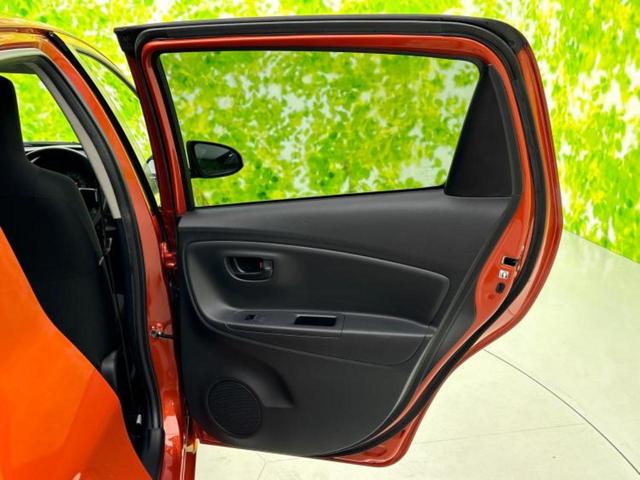 ヴィッツ F 純正 SDナビ/トヨタセーフティセンス/Bluetooth接続/ETC/EBD付ABS/バックモニター/ワンセグTV/エアバッグ 運転席/エアバッグ 助手席/パワーウインドウ/キーレスエントリー(21枚目)