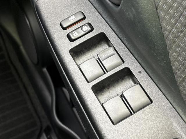 ヴィッツ F 純正 SDナビ/トヨタセーフティセンス/Bluetooth接続/ETC/EBD付ABS/バックモニター/ワンセグTV/エアバッグ 運転席/エアバッグ 助手席/パワーウインドウ/キーレスエントリー(35枚目)