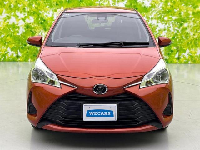 ヴィッツ F 純正 SDナビ/トヨタセーフティセンス/Bluetooth接続/ETC/EBD付ABS/バックモニター/ワンセグTV/エアバッグ 運転席/エアバッグ 助手席/パワーウインドウ/キーレスエントリー(42枚目)