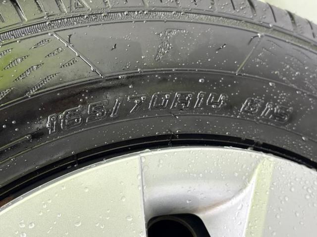 ヴィッツ F 純正 SDナビ/トヨタセーフティセンス/Bluetooth接続/ETC/EBD付ABS/バックモニター/ワンセグTV/エアバッグ 運転席/エアバッグ 助手席/パワーウインドウ/キーレスエントリー(49枚目)