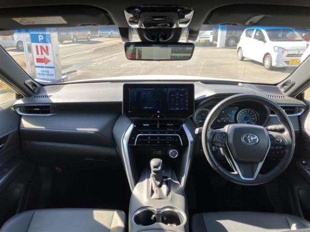 ハリアーハイブリッド Ｚ　新品タイヤ／ＪＢＬ／保証書／純正　ＳＤナビ／デジタルインナーミラー／衝突安全装置／シートヒーター　前席／パノラミックビューモニター／車線逸脱防止支援システム／シート　ハーフレザー／電動バックドア（4枚目）