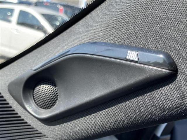 ハリアーハイブリッド Ｚ　新品タイヤ／ＪＢＬ／保証書／純正　ＳＤナビ／デジタルインナーミラー／衝突安全装置／シートヒーター　前席／パノラミックビューモニター／車線逸脱防止支援システム／シート　ハーフレザー／電動バックドア（14枚目）