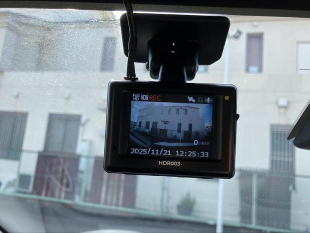 クロストレック リミテッド　保証書／純正　１１．６インチ　メモリーナビ／衝突安全装置／全方位モニター／車線逸脱防止支援システム／ドライブレコーダー　社外／ヘッドランプ　ＬＥＤ／ＵＳＢジャック／Ｂｌｕｅｔｏｏｔｈ接続／ＥＴＣ（16枚目）