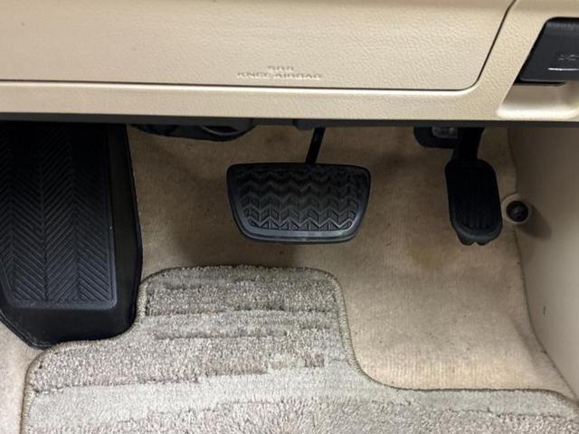 ランドクルーザープラド ４ＷＤ　ＴＸ　Ｌパッケージマットブラックエディション　サンルーフ／保証書／社外　９インチ　ＳＤナビ／トヨタセーフティセンス／シートヒーター／車線逸脱防止支援システム／シート　フルレザー／ヘッドランプ　ＬＥＤ／Ｂｌｕｅｔｏｏｔｈ接続／ＥＴＣ　革シート（34枚目）