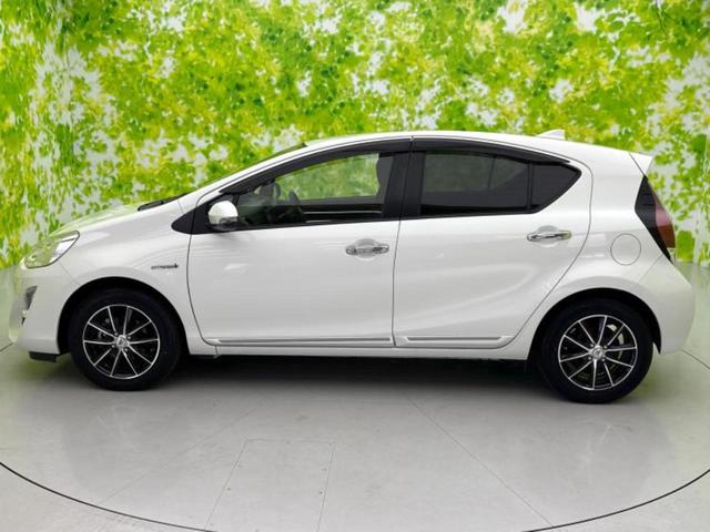 アクア Ｓスタイルブラック　保証書／純正　ＳＤナビ／衝突安全装置／車線逸脱防止支援システム／Ｂｌｕｅｔｏｏｔｈ接続／ＥＴＣ／ＥＢＤ付ＡＢＳ／横滑り防止装置／アイドリングストップ／バックモニター／フルセグＴＶ／ＤＶＤ／禁煙車（2枚目）