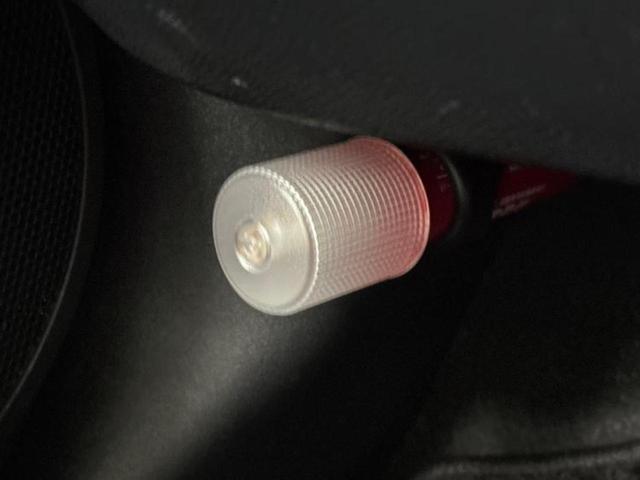 アクア Ｓスタイルブラック　保証書／純正　ＳＤナビ／衝突安全装置／車線逸脱防止支援システム／Ｂｌｕｅｔｏｏｔｈ接続／ＥＴＣ／ＥＢＤ付ＡＢＳ／横滑り防止装置／アイドリングストップ／バックモニター／フルセグＴＶ／ＤＶＤ／禁煙車（33枚目）