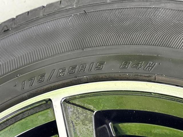 アクア Ｓスタイルブラック　保証書／純正　ＳＤナビ／衝突安全装置／車線逸脱防止支援システム／Ｂｌｕｅｔｏｏｔｈ接続／ＥＴＣ／ＥＢＤ付ＡＢＳ／横滑り防止装置／アイドリングストップ／バックモニター／フルセグＴＶ／ＤＶＤ／禁煙車（50枚目）