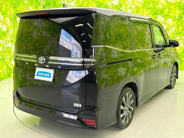 ヴォクシー ハイブリッドＳ－Ｚ　新品タイヤ／保証書／純正　１０インチ　ＳＤナビ／フリップダウンモニター　純正　１２．８インチ／衝突安全装置／両側電動スライドドア／シートヒーター　前席／車線逸脱防止支援システム／シート　合皮　ドラレコ（3枚目）