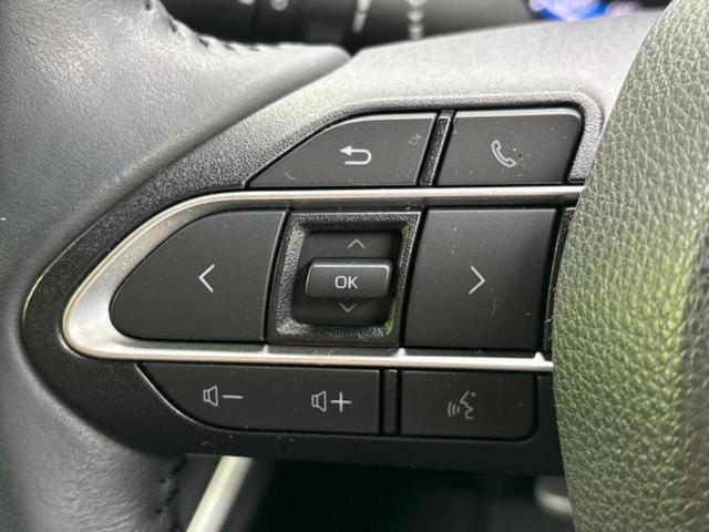 ヴォクシー ハイブリッドＳ－Ｚ　新品タイヤ／保証書／純正　１０インチ　ＳＤナビ／フリップダウンモニター　純正　１２．８インチ／衝突安全装置／両側電動スライドドア／シートヒーター　前席／車線逸脱防止支援システム／シート　合皮　ドラレコ（26枚目）