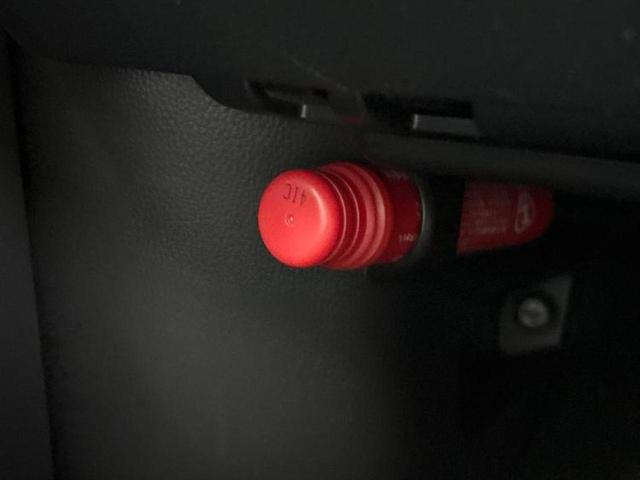 ヴォクシー ハイブリッドＳ－Ｚ　新品タイヤ／保証書／純正　１０インチ　ＳＤナビ／フリップダウンモニター　純正　１２．８インチ／衝突安全装置／両側電動スライドドア／シートヒーター　前席／車線逸脱防止支援システム／シート　合皮　ドラレコ（35枚目）