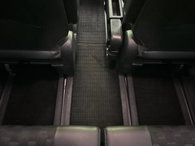 ヴォクシー ハイブリッドＳ－Ｚ　新品タイヤ／保証書／純正　１０インチ　ＳＤナビ／フリップダウンモニター　純正　１２．８インチ／衝突安全装置／両側電動スライドドア／シートヒーター　前席／車線逸脱防止支援システム／シート　合皮　ドラレコ（44枚目）