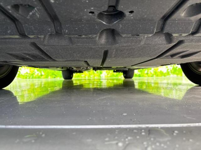 ヴォクシー ハイブリッドＳ－Ｚ　新品タイヤ／保証書／純正　１０インチ　ＳＤナビ／フリップダウンモニター　純正　１２．８インチ／衝突安全装置／両側電動スライドドア／シートヒーター　前席／車線逸脱防止支援システム／シート　合皮　ドラレコ（51枚目）