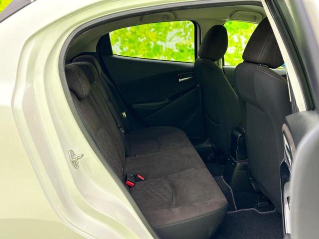 デミオ １５Ｓミストマルーン　純正エアロ／保証書／純正　ＳＤナビ／衝突安全装置／シートヒーター　前席／全方位モニター／車線逸脱防止支援システム／ヘッドランプ　ＬＥＤ／ＥＢＤ付ＡＢＳ／横滑り防止装置／アイドリングストップ　フルエアロ（5枚目）