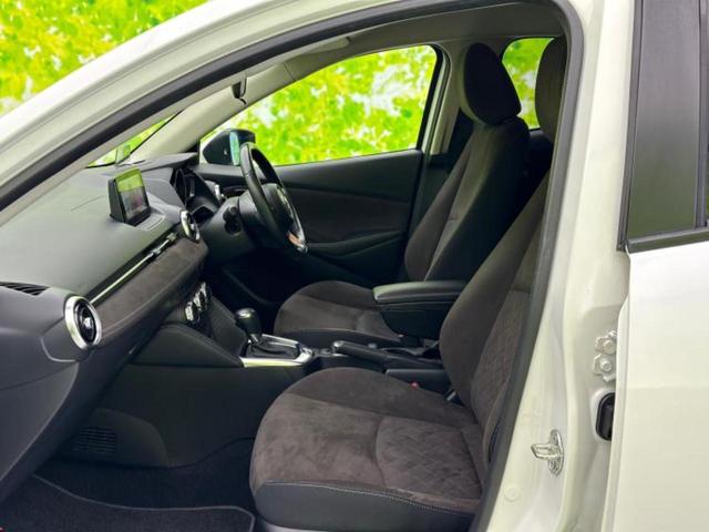 デミオ １５Ｓミストマルーン　純正エアロ／保証書／純正　ＳＤナビ／衝突安全装置／シートヒーター　前席／全方位モニター／車線逸脱防止支援システム／ヘッドランプ　ＬＥＤ／ＥＢＤ付ＡＢＳ／横滑り防止装置／アイドリングストップ　フルエアロ（6枚目）