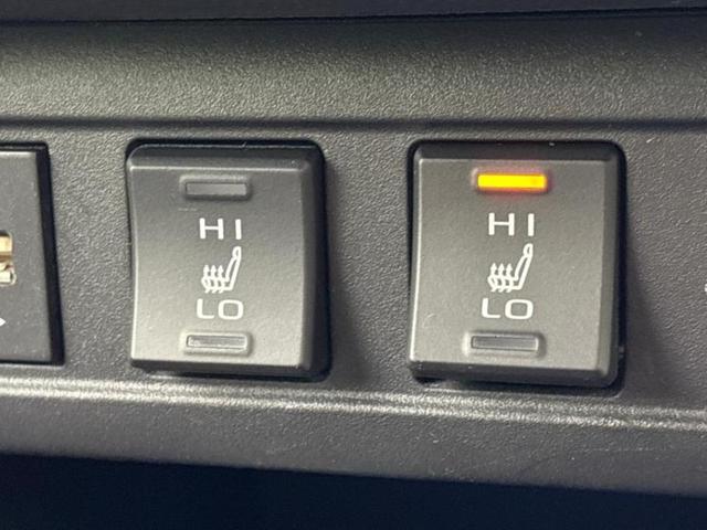 カローラクロス ハイブリッドＺ　新品タイヤ／パノラマルーフ／保証書／ディスプレイオーディオ＋ナビ９インチ／トヨタセーフティセンス／シートヒーター　前席／車線逸脱防止支援システム／シート　ハーフレザー／電動バックドア　サンルーフ（16枚目）