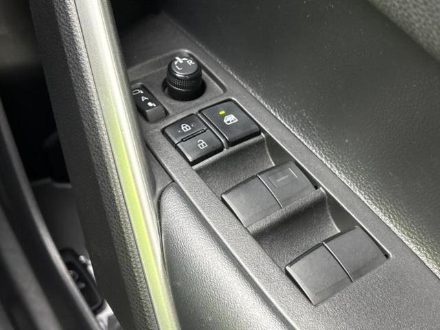 カローラクロス ハイブリッドＺ　新品タイヤ／パノラマルーフ／保証書／ディスプレイオーディオ＋ナビ９インチ／トヨタセーフティセンス／シートヒーター　前席／車線逸脱防止支援システム／シート　ハーフレザー／電動バックドア　サンルーフ（35枚目）