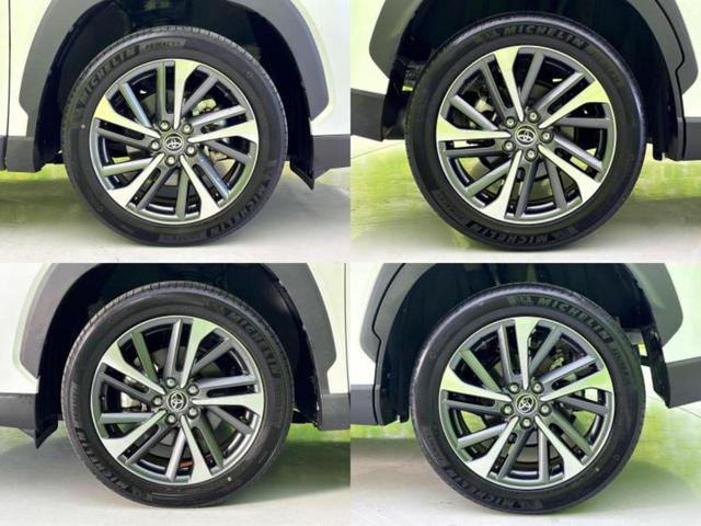 カローラクロス ハイブリッドＺ　新品タイヤ／パノラマルーフ／保証書／ディスプレイオーディオ＋ナビ９インチ／トヨタセーフティセンス／シートヒーター　前席／車線逸脱防止支援システム／シート　ハーフレザー／電動バックドア　サンルーフ（52枚目）