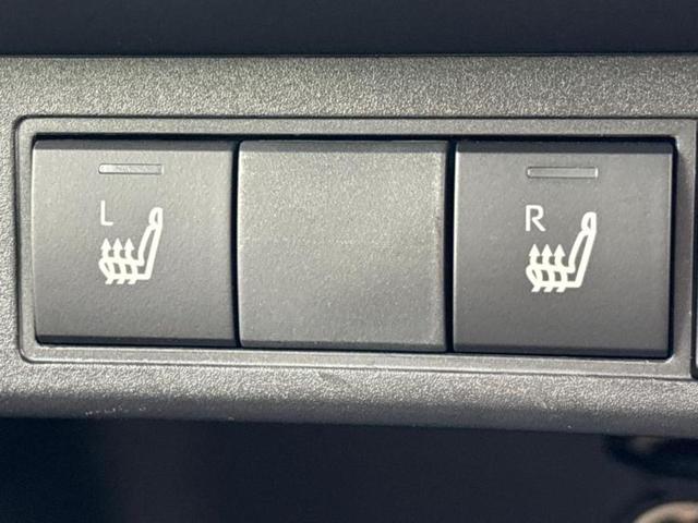 ヤリスクロス ハイブリッドＺウルバーノ　保証書／ディスプレイオーディオ＋ナビ８インチ／トヨタセーフティセンス／シートヒーター　前席／パノラミックビューモニター／車線逸脱防止支援システム／シート　ハーフレザー／ヘッドランプ　ＬＥＤ　電動シート（15枚目）