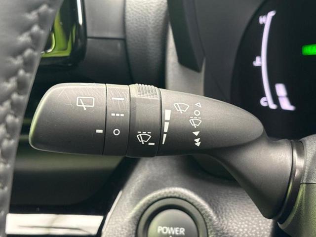 ヤリスクロス ハイブリッドＺウルバーノ　保証書／ディスプレイオーディオ＋ナビ８インチ／トヨタセーフティセンス／シートヒーター　前席／パノラミックビューモニター／車線逸脱防止支援システム／シート　ハーフレザー／ヘッドランプ　ＬＥＤ　電動シート（26枚目）